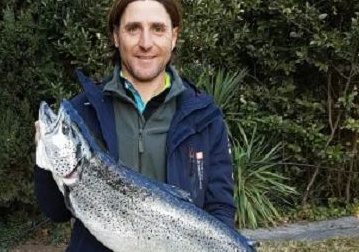 Pesca da record: trota di 9 chili