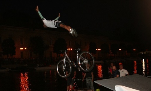 Poca acqua, annullato il «Palo della cuccagna»