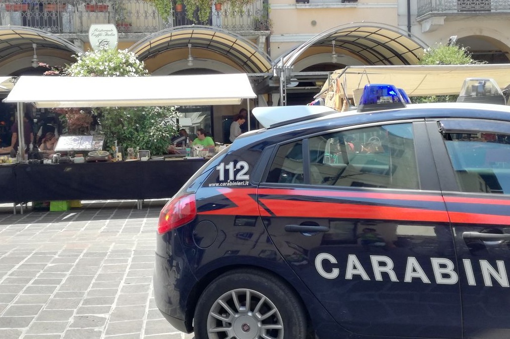 Pranzo prelibato e poi scappano