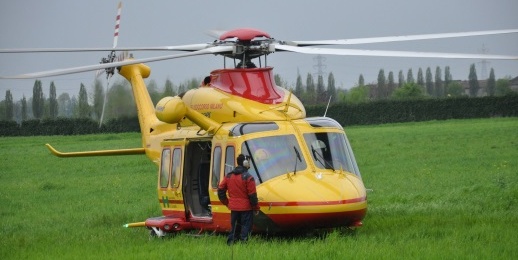 Precipita dalla Rocca, operaio in gravi condizioni