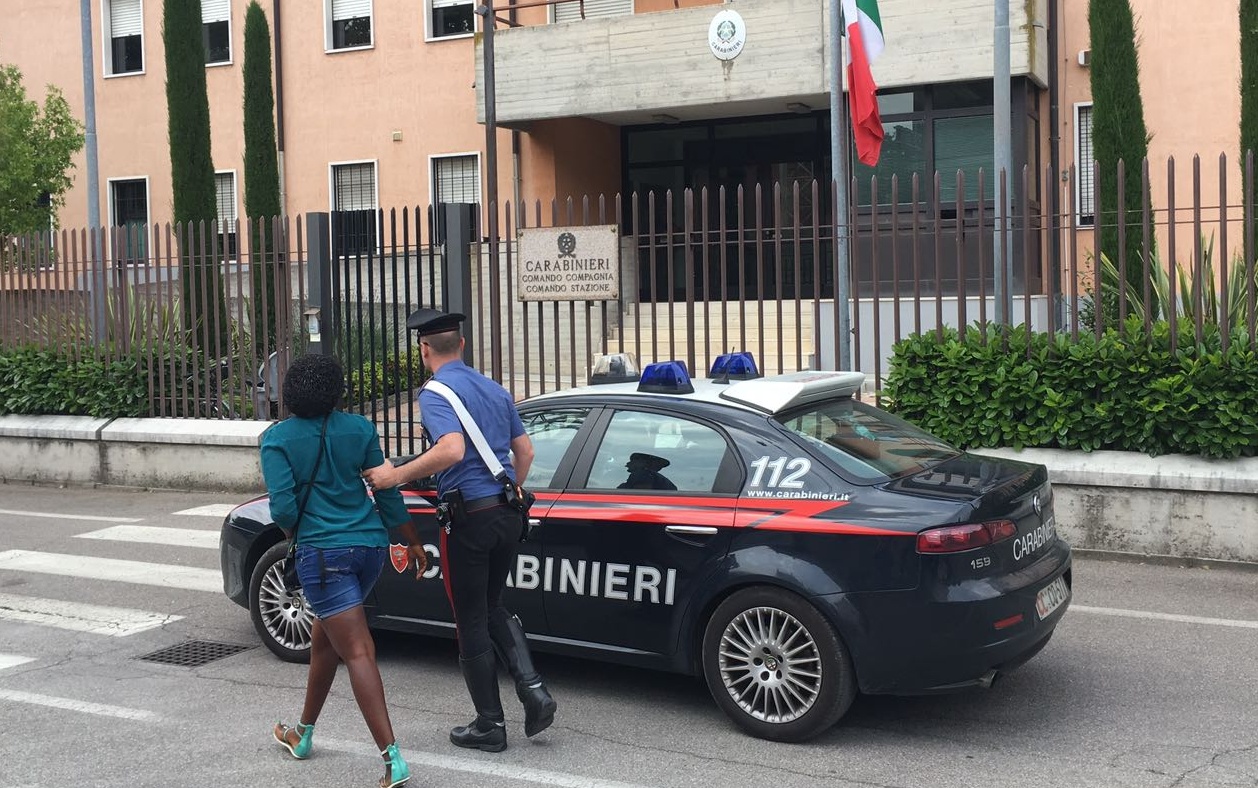 Prima la rapina, poi la frusta