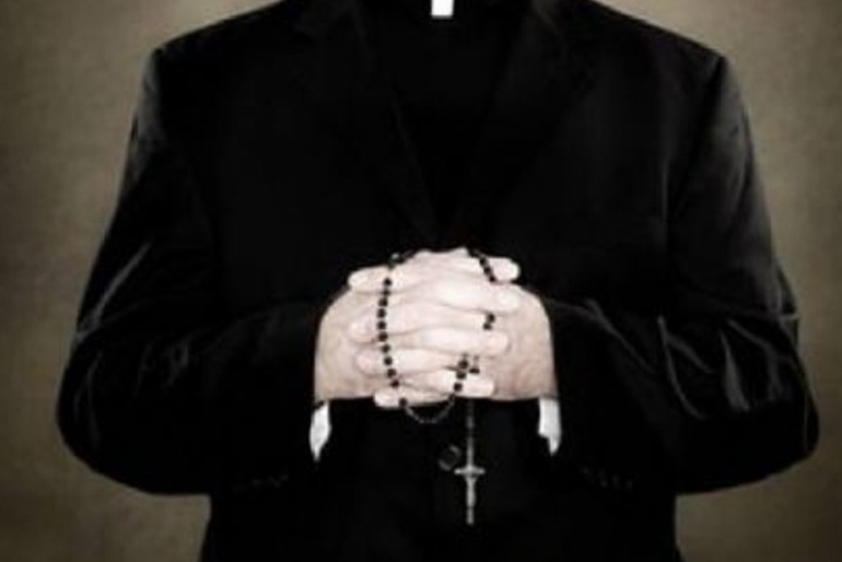 Provolo: bambini abusati incatenati?