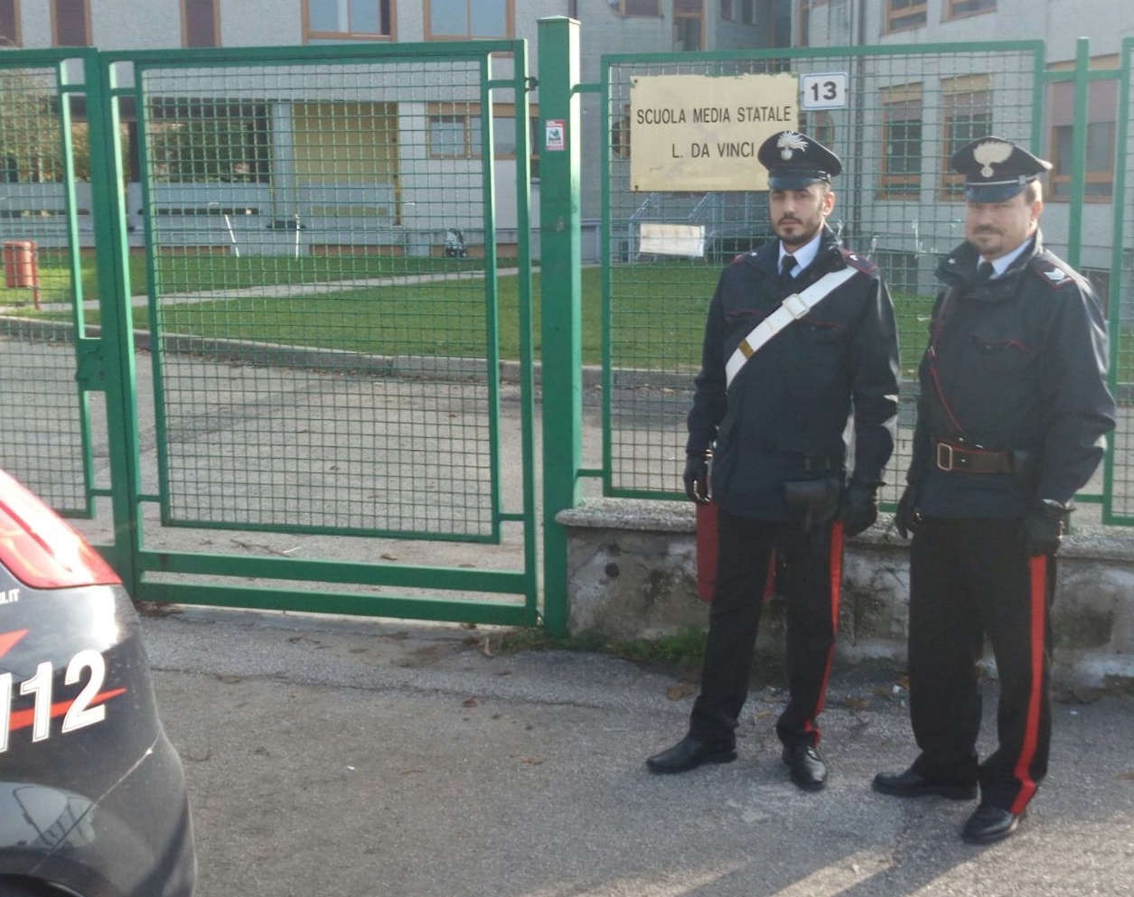 Scambio di persone al test per il permesso di soggiorno