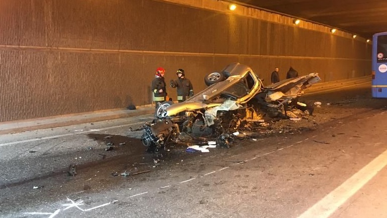 Schianto in galleria, il morto ha 41 anni