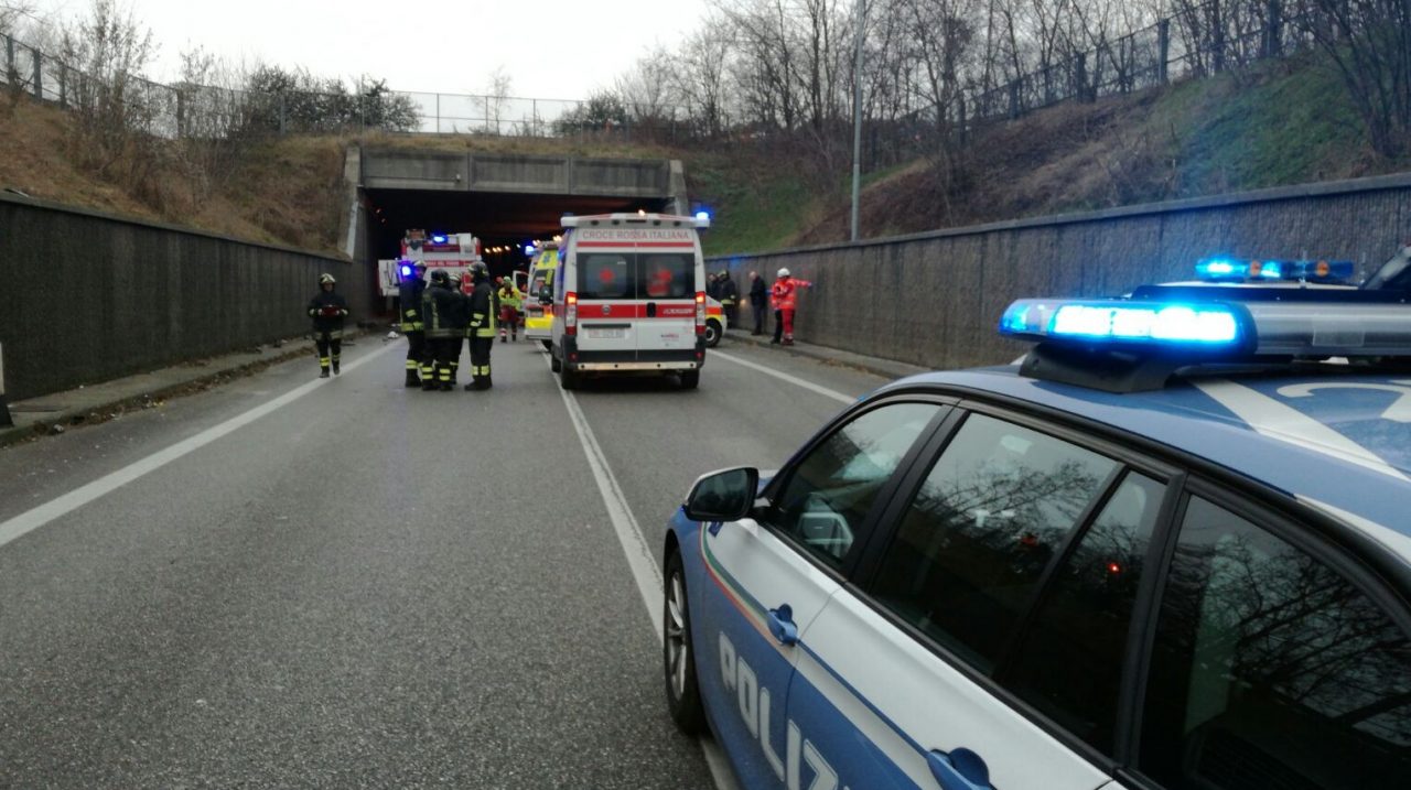Scuolabus, mortale in galleria!