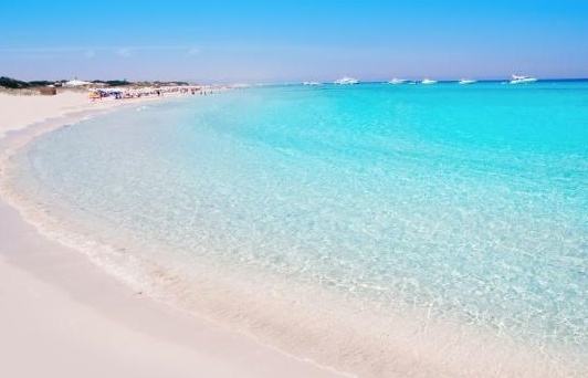 Siete dei viaggiatori solitari? Ecco le idee per Pasqua