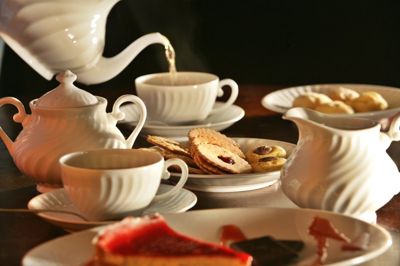 Sorseggiare un tè al museo ora si può