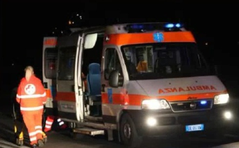 “Stiamo male” : ubriachi sul treno fingono per non pagare