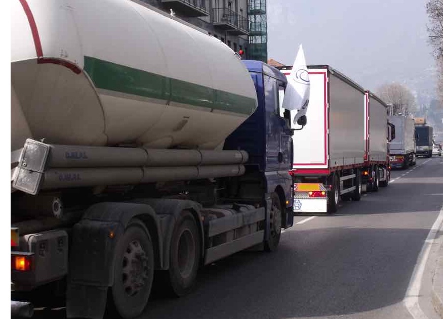 Sulla gardesana stop ai tir fino al 31 ottobre