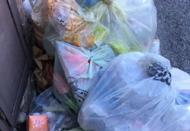 Parte la sfida: ridurre il consumo dei rifiuti