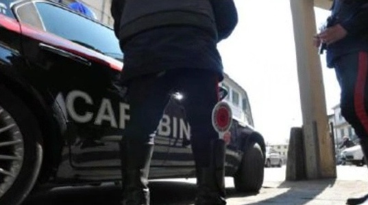 Truffe: beccata la coppia degli specchietti