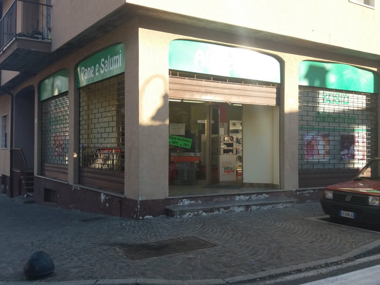 Negozio storico chiude a Colombaro: era l’ultimo alimentari