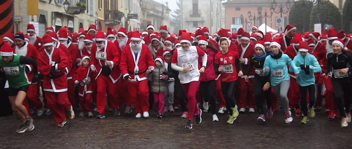Babbi Natale in corsa domenica mattina