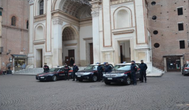 A Natale barriere protettive Aumentano i controlli