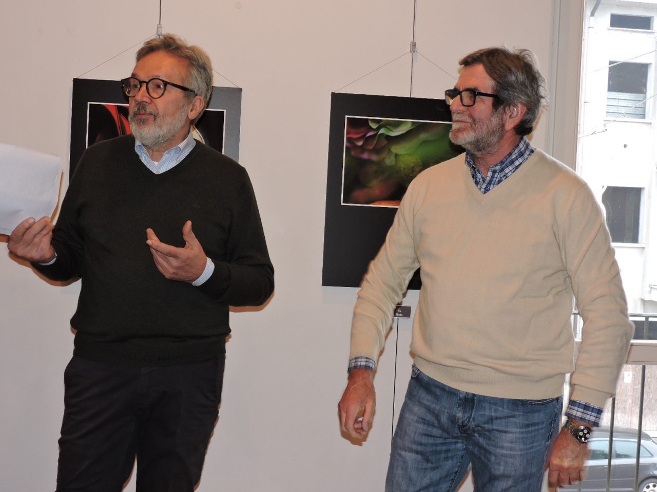 Inaugurata mostra sui Festoni in piazza Pavoni