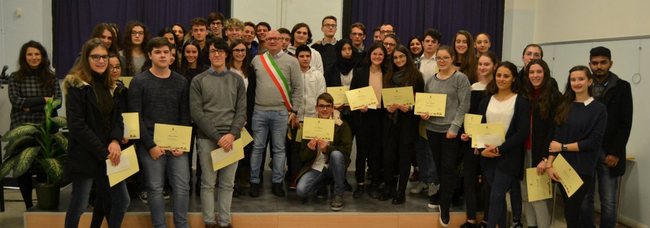 Giovani eccellenze premiate per meriti scolastici
