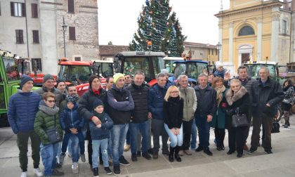 Festa Ringraziamento Tanti trattori per le vie del paese