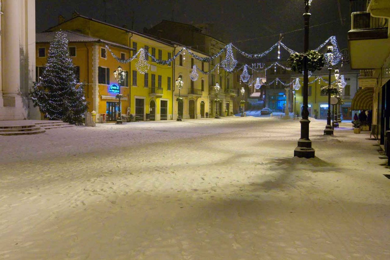 Piazza Treccani seguono i lavori della parte nord