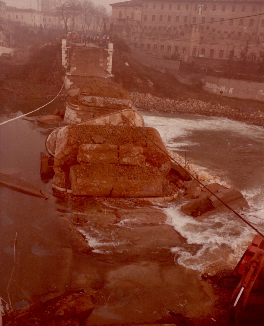 Crollo del ponte sull’Oglio catastrofe evitata