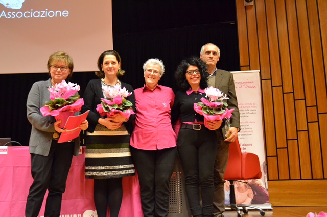 Dibattito sulla prevenzione dei tumori femminili