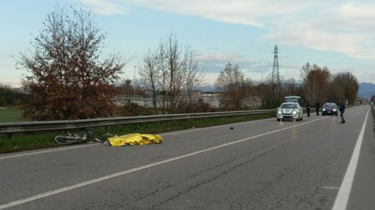 Scontro mortale ciclista muore sulla statale 45bis