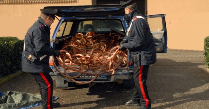 Ladri di rame denunciati per ricettazione
