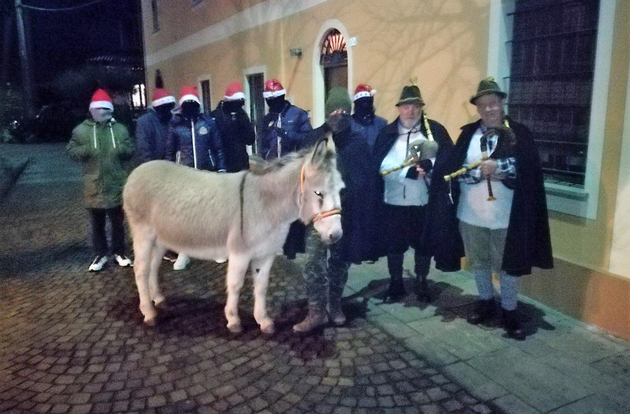 Santa Lucia la magia sbarca nelle frazioni