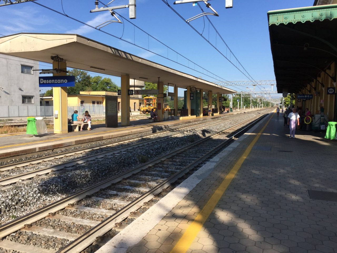Treni bloccati, morto a Desenzano