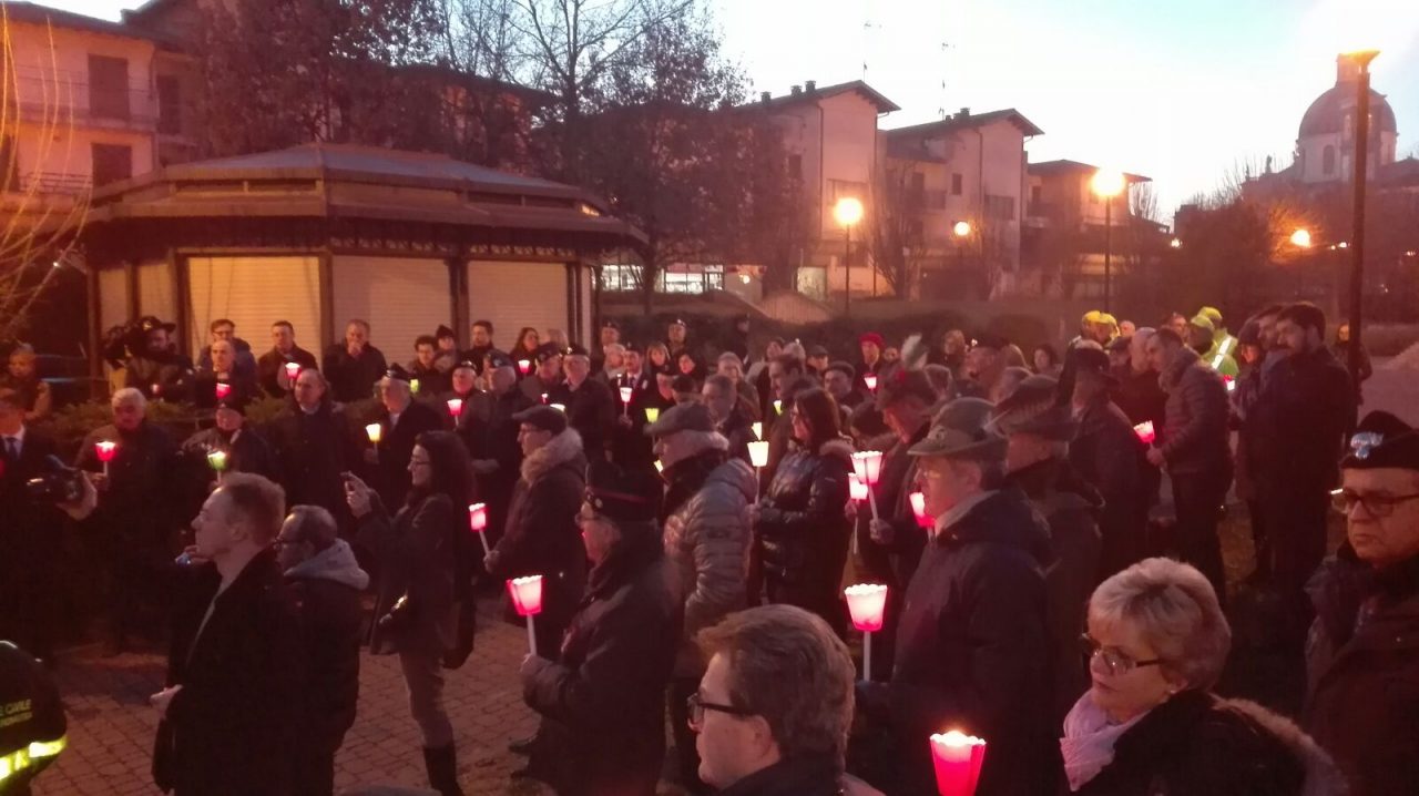 Caso “Vicini da incubo”: i ghedesi organizzano una passeggiata per Adele e Cesarina