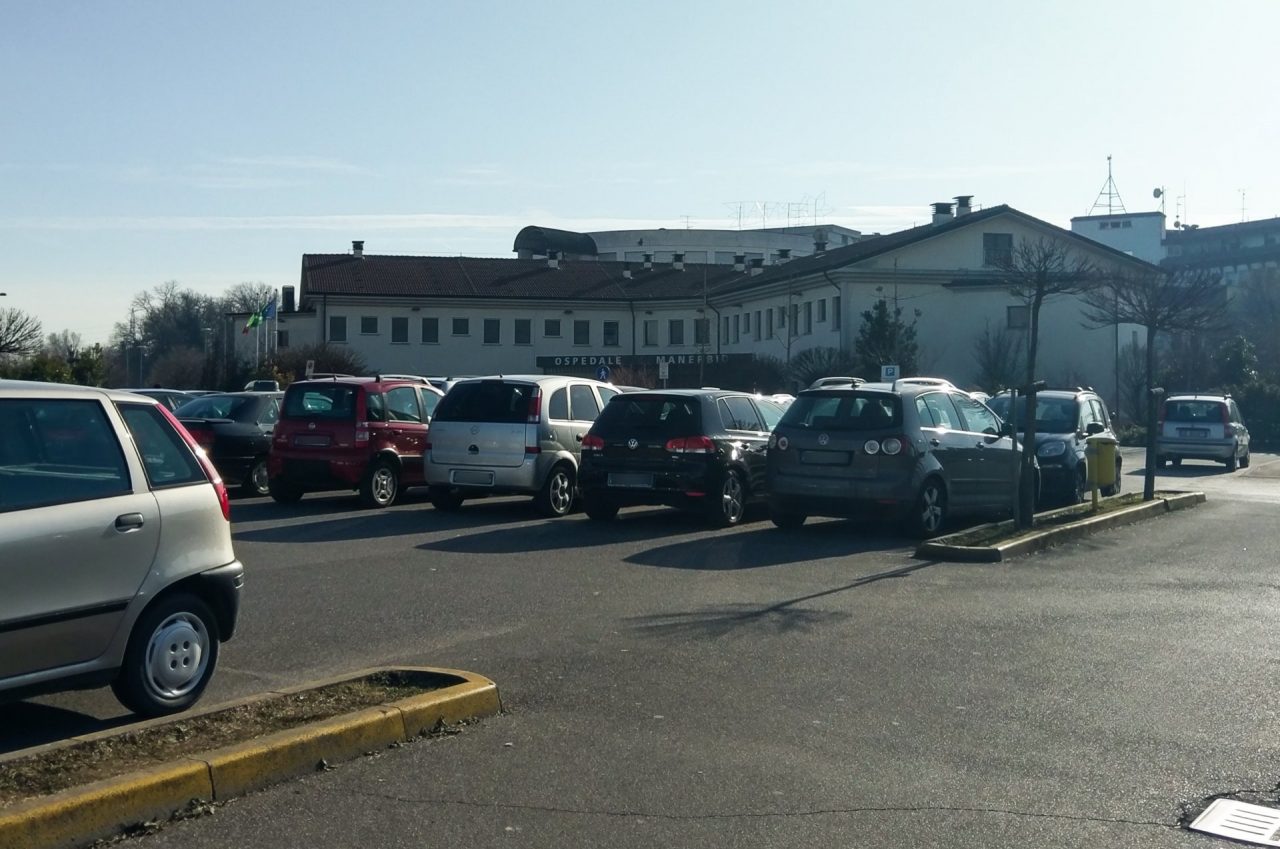 Parcheggiatore abusivo ferisce agenti Arrestato