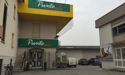 Rapina al supermercato Via con 15mila euro