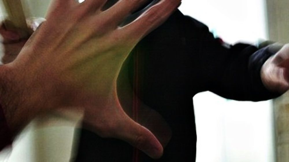 Lite tra padre e figlio finita in tragedia, il 46enne rimane in carcere