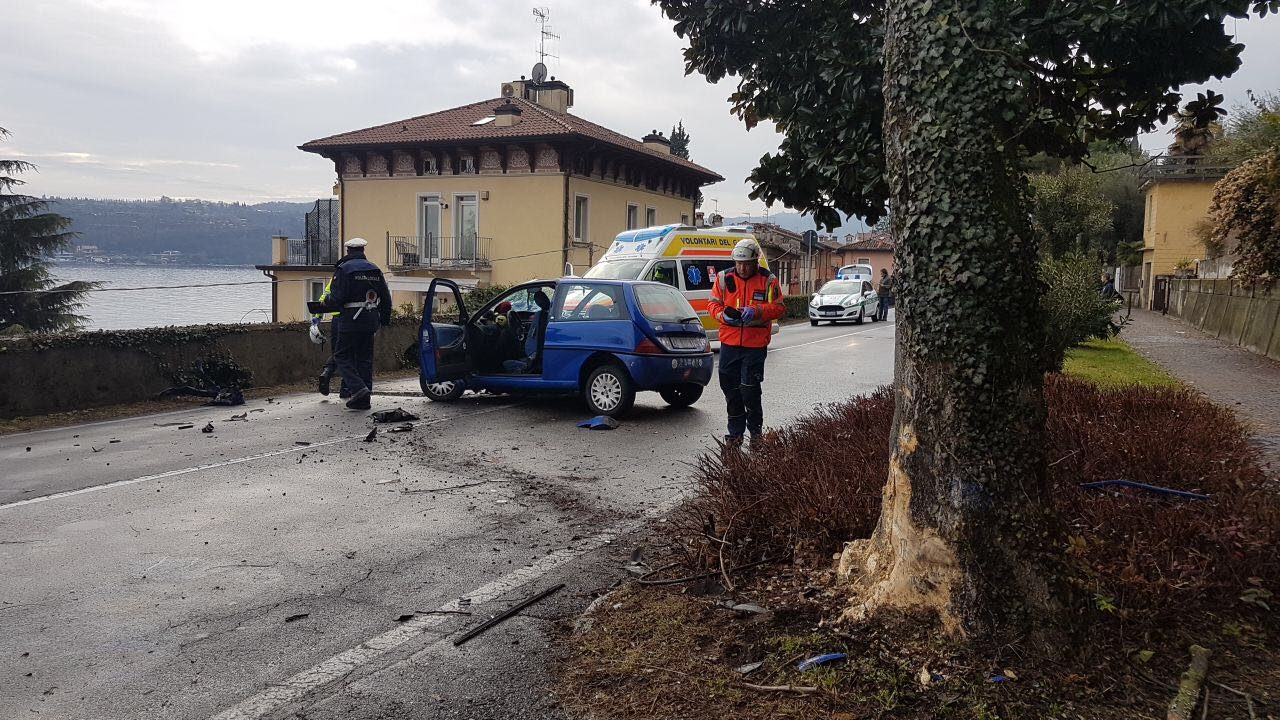 Incidente a Salò, due ragazzi coinvolti