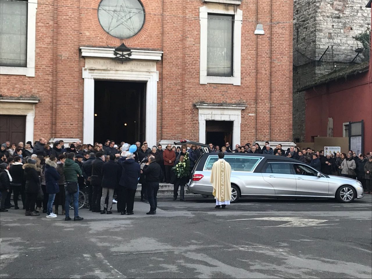 Ultimo saluto al piccolo Cristian Corso