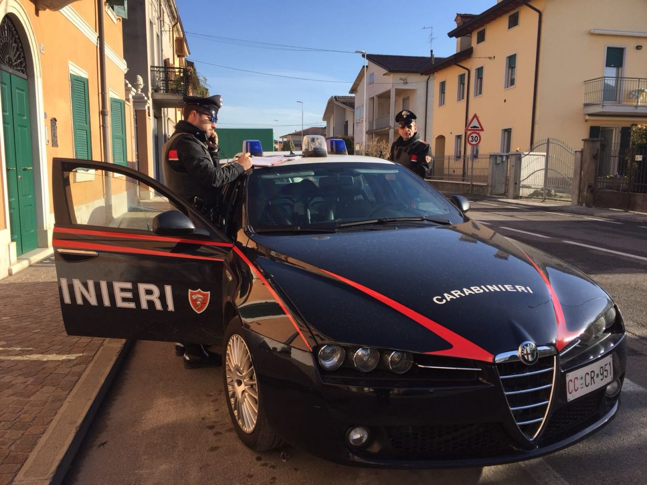 Spesa con i tickets rubati, fermati a Bussolengo