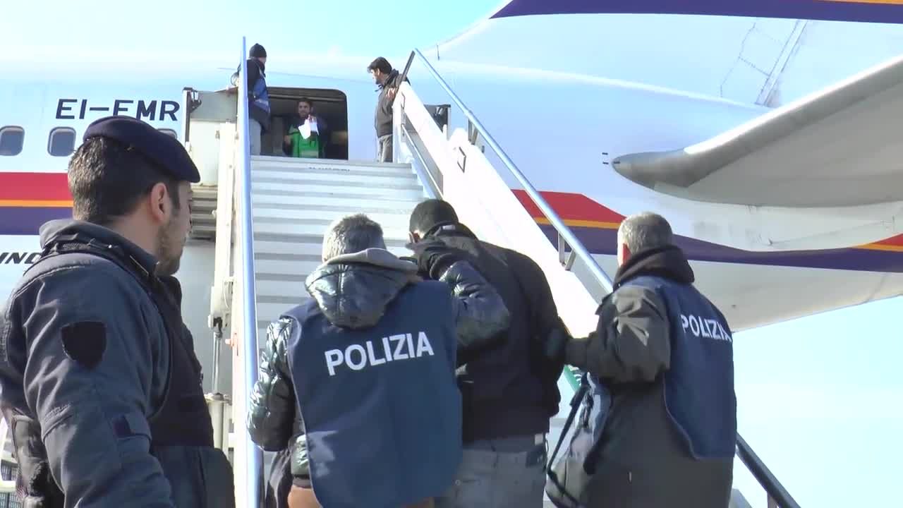 Rimpatrio coatto per un 28enne marocchino