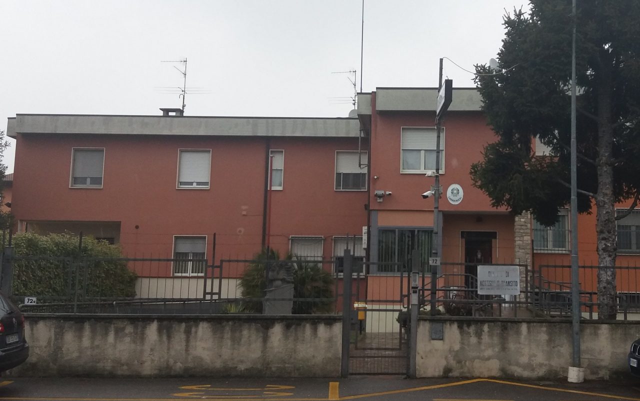 Investono due donne e non si fermano, denunciati due over 70