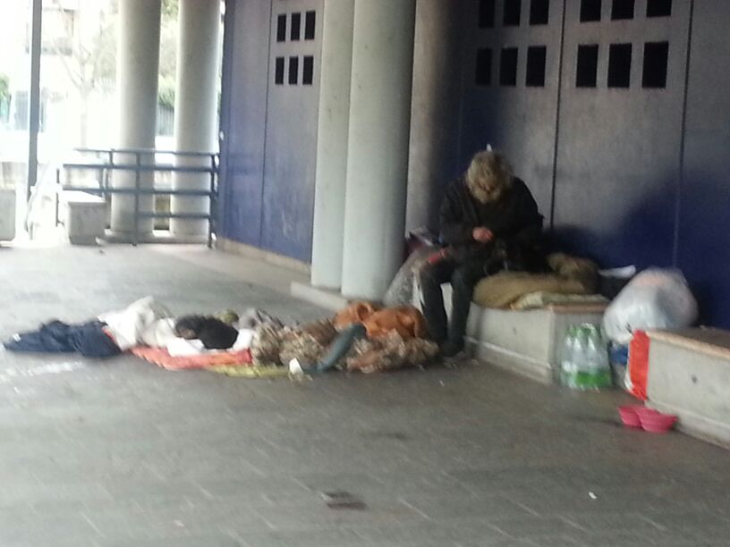 Situazione drammatica per Giancarlo, il clochard dei cani