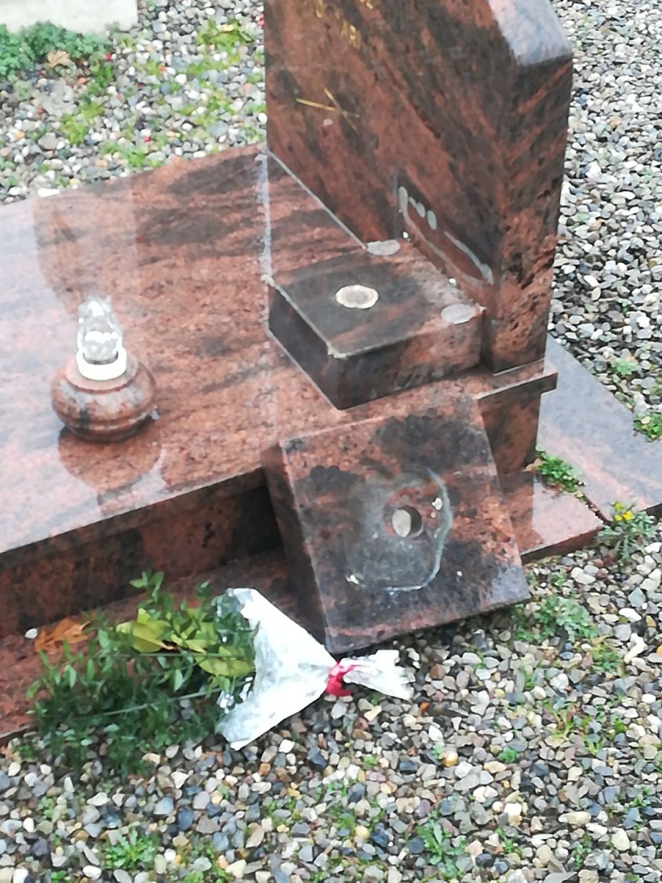 Furti al cimitero di Castegnato