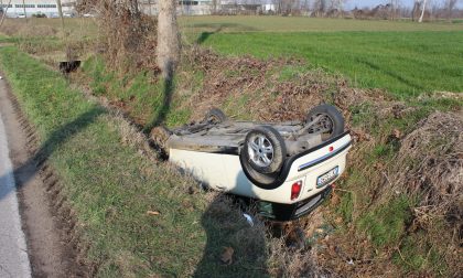 Ribaltamento a Boldeniga ferita una 19enne