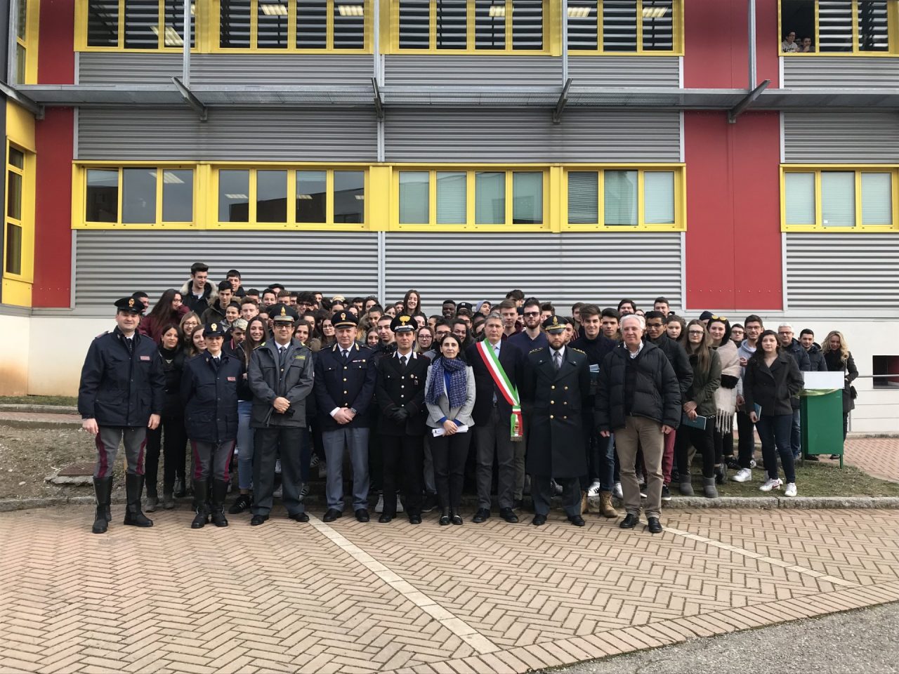 Consegnata la Costituzione agli studenti di Chiari