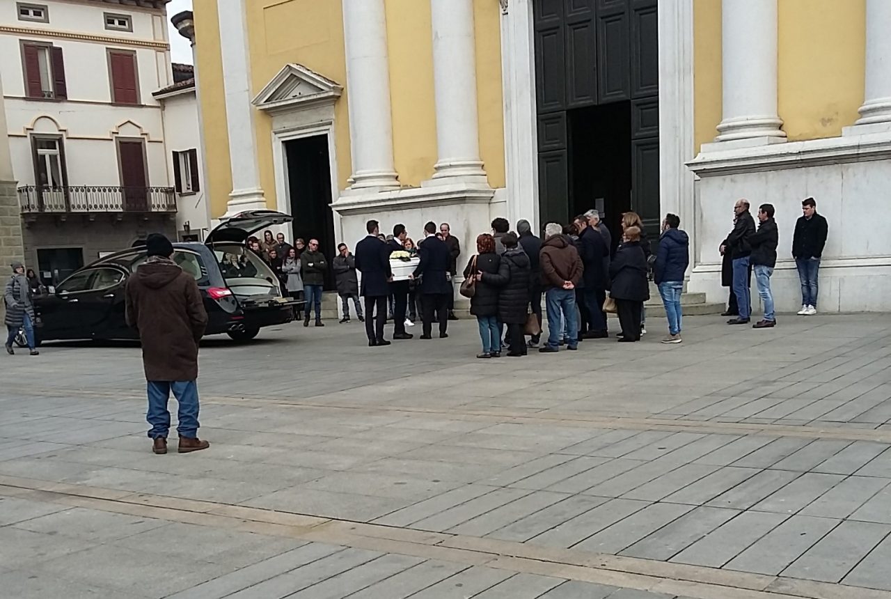 Morto bimbo di 22 mesi a Chiari “Ciao piccolo angelo”