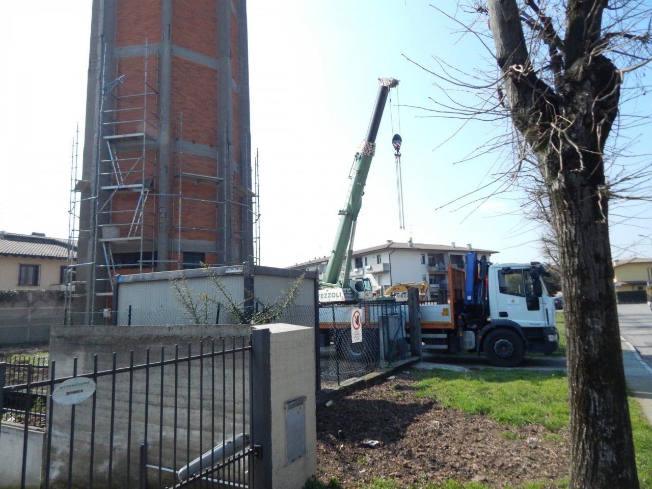 Addio al serbatoio di via Ricci a Chiari