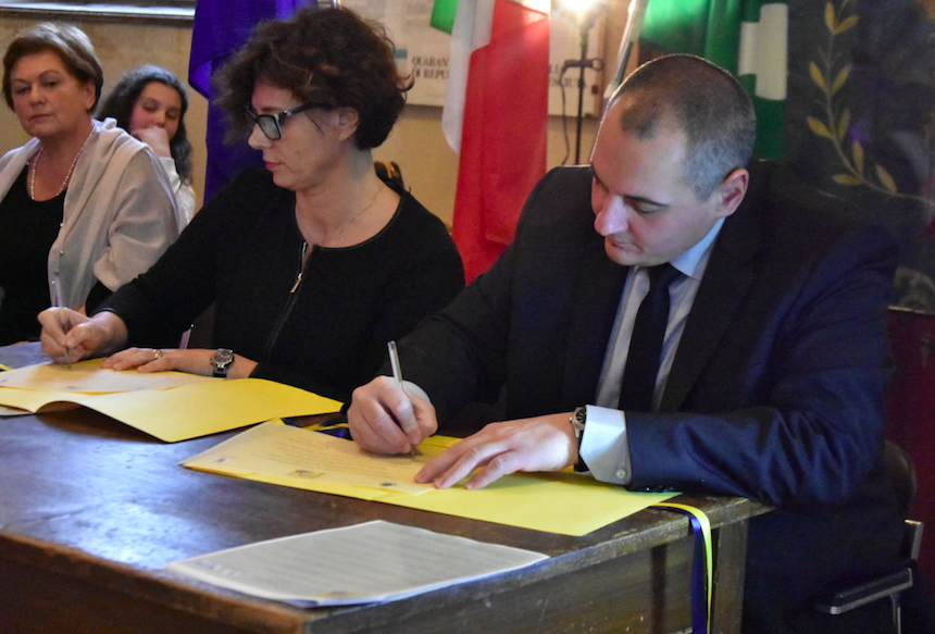 Dalle mani delle donne collezioni e passioni ad Alfianello