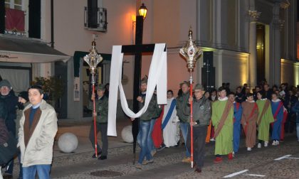 Via Crucis La processione ha riunito i castrezzatesi