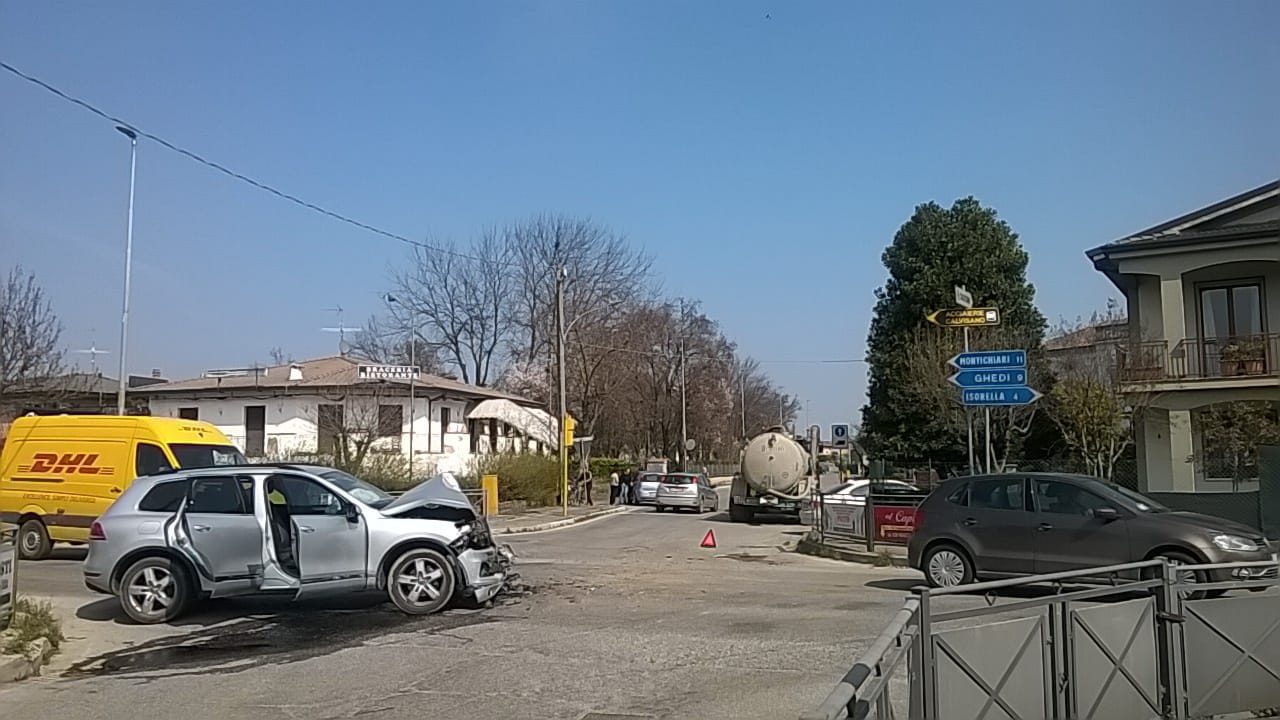 Incrocio pericoloso ancora un incidente alle Zilie di Calvisano