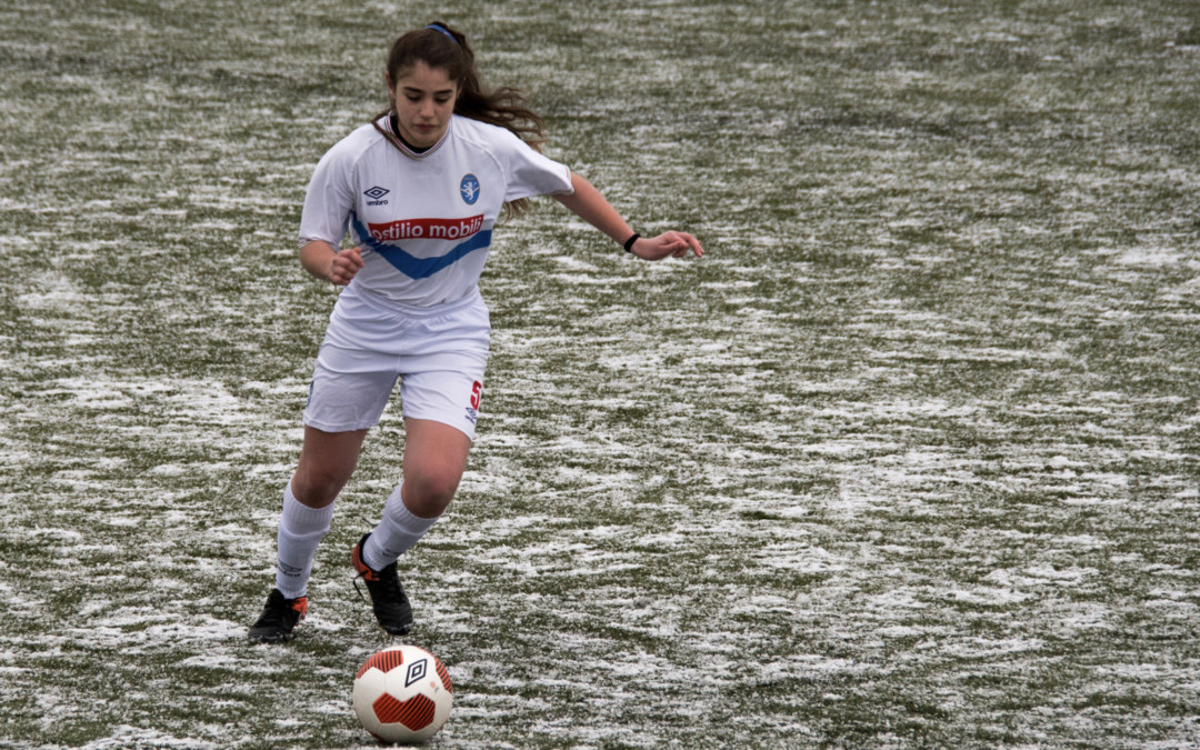 Calcio femminile, rinviati i campionati di serie B e della primavera
