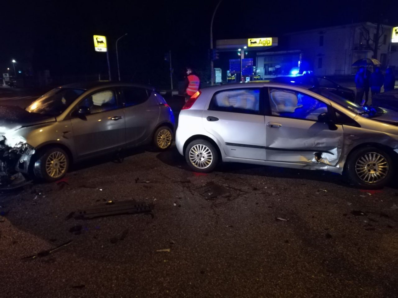 Incidente a Castel Goffredo: due auto a pezzi