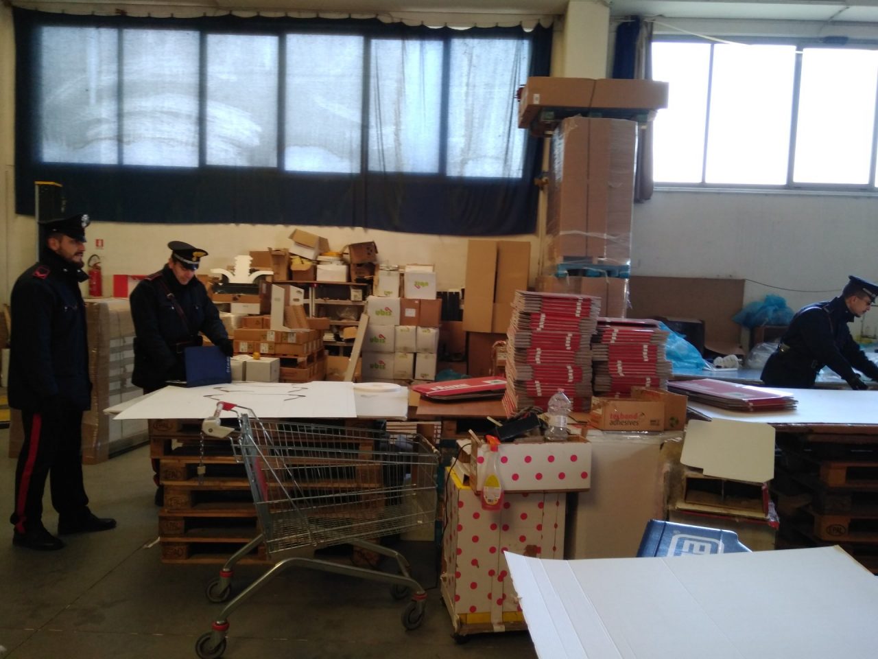 Controlli a tappeto nel tessile cinese