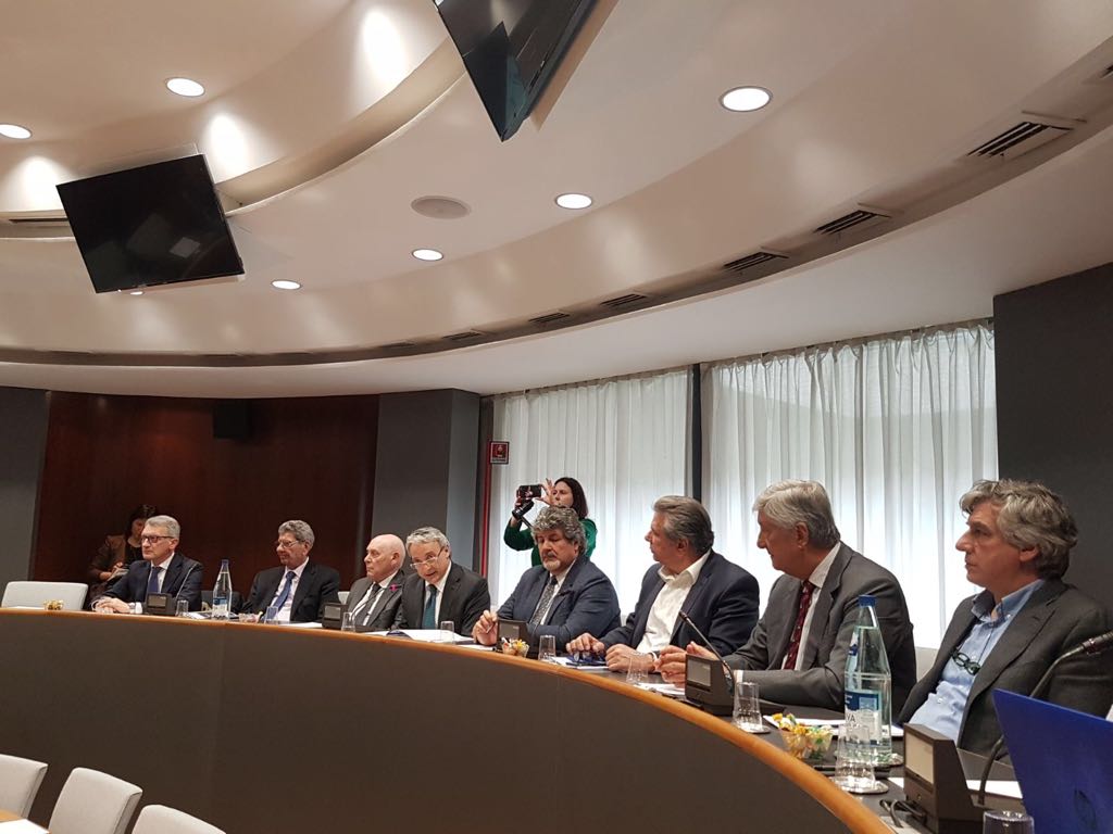 Dieci punti per il rilancio dell’economia bresciana: conferenza imprenditori e consiglieri regionali